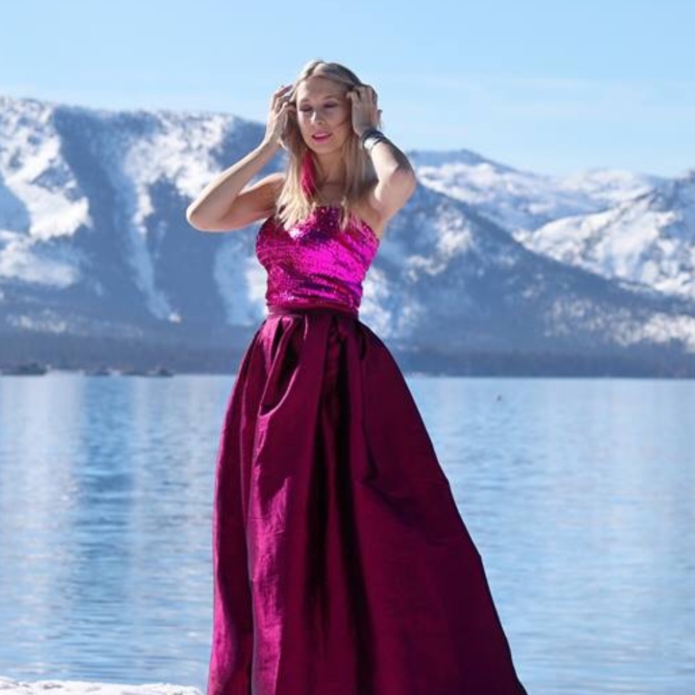 Meet your Posher, Anna